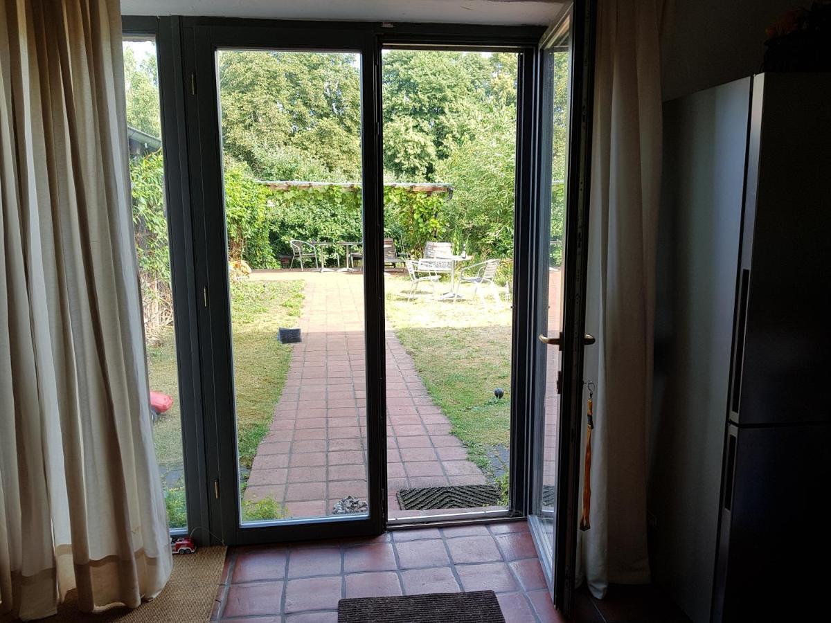 Grosse Wohnung / Haushaelfte In Peetzig Am See Angermunde Buitenkant foto